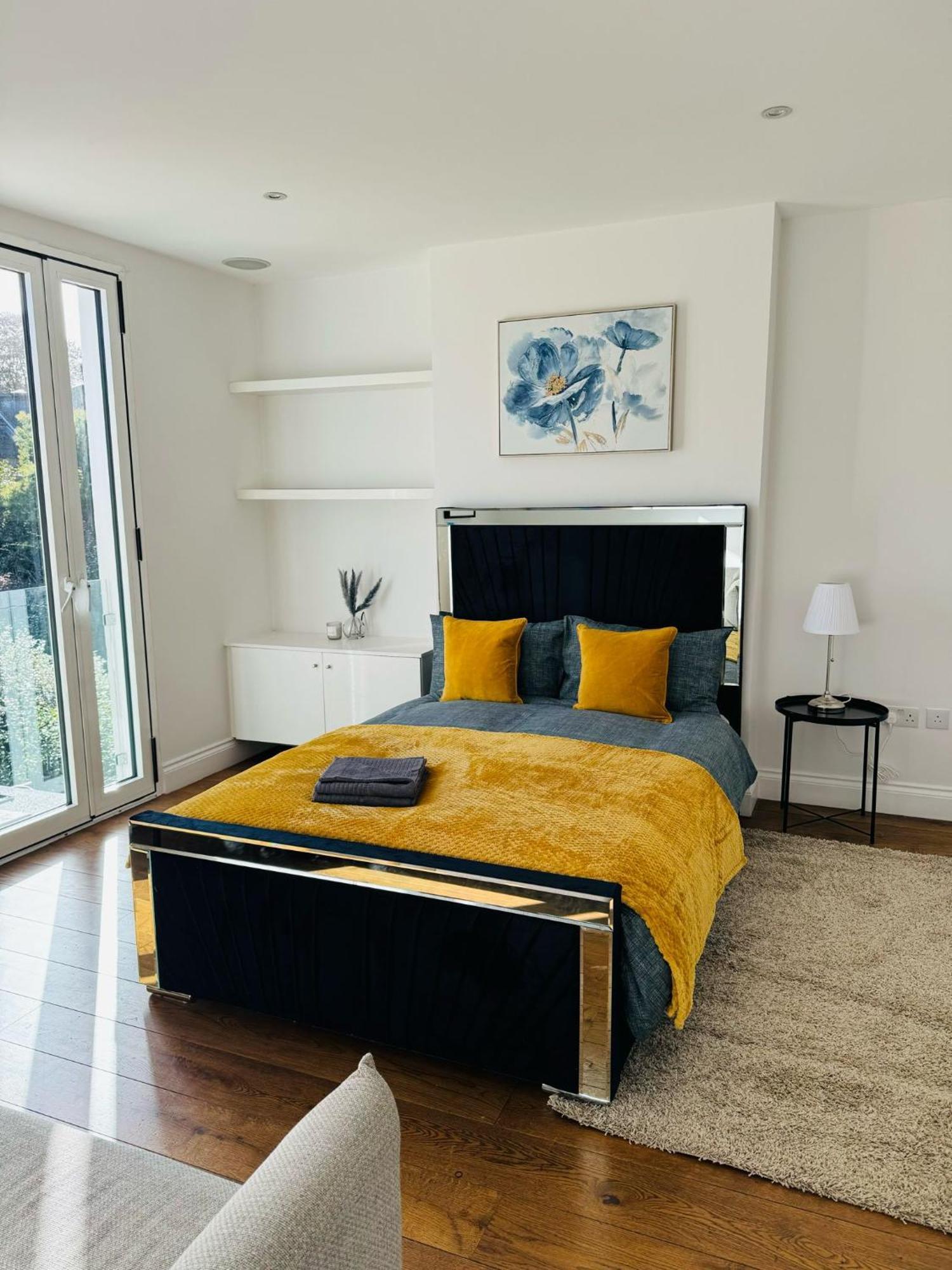Stunning Flat In Chiswick Lejlighed London Eksteriør billede