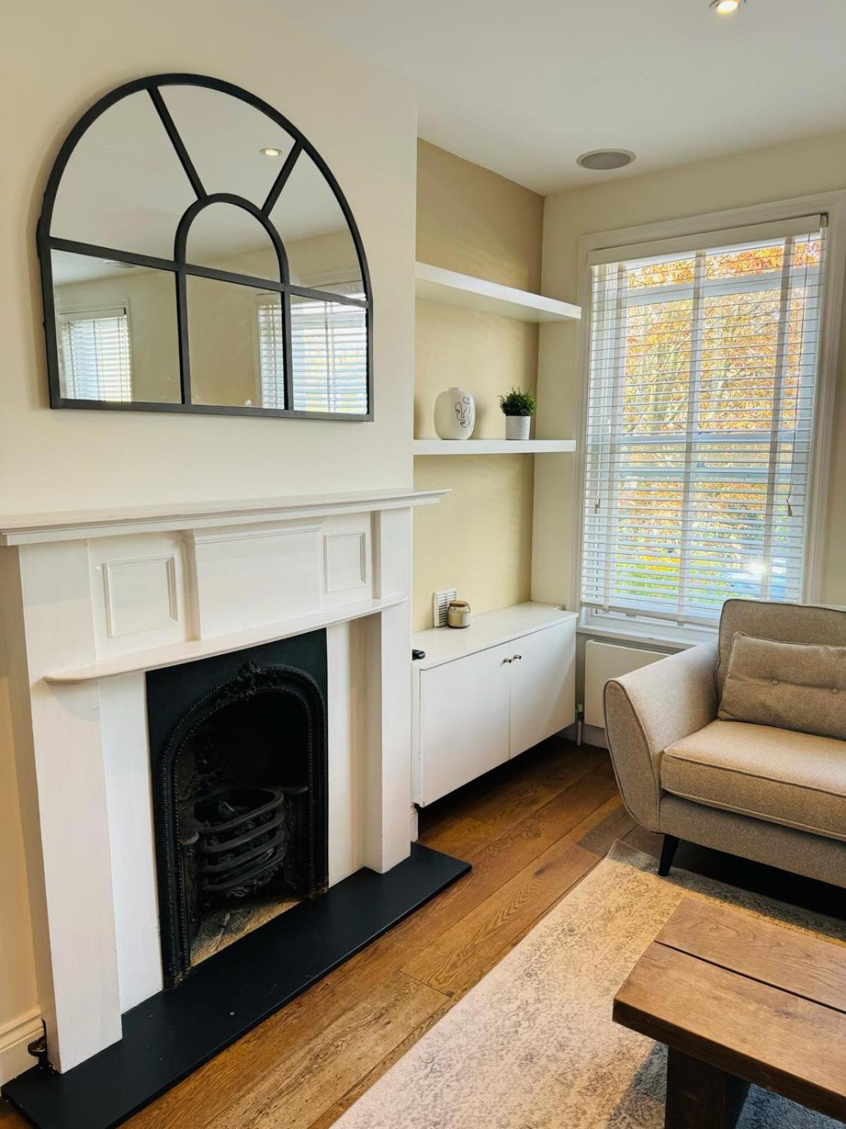 Stunning Flat In Chiswick Lejlighed London Eksteriør billede